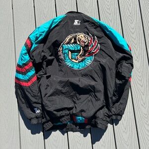 Vintage NBA Vancouver Grizzlies jacket by STARTER